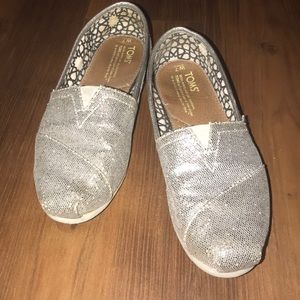 Sparkly atoms size 7